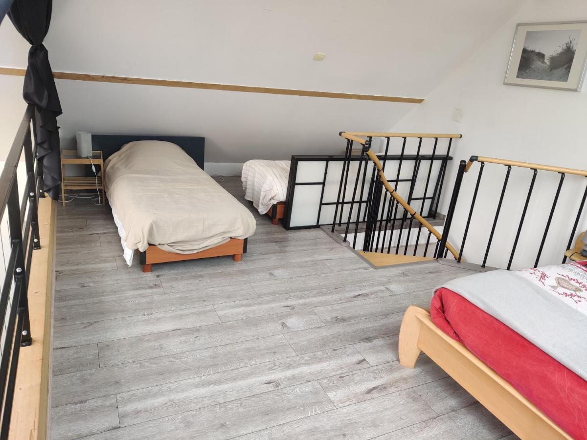 Gite Plages Du Debarquement Agy Zewnętrze zdjęcie