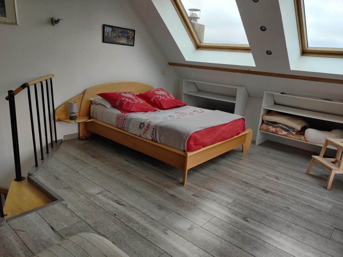 Gite Plages Du Debarquement Agy Zewnętrze zdjęcie